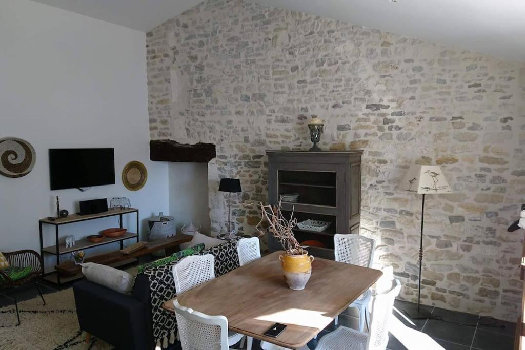 Charmante Maison Oleronnaise Aloceane Saint-Denis-dʼOléron Exteriér fotografie
